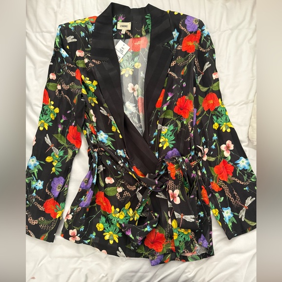 NWT L'Agence Ciara Robe Top Black Multi Botanical Snake Floral Black Size Medium - Picture 5 of 8